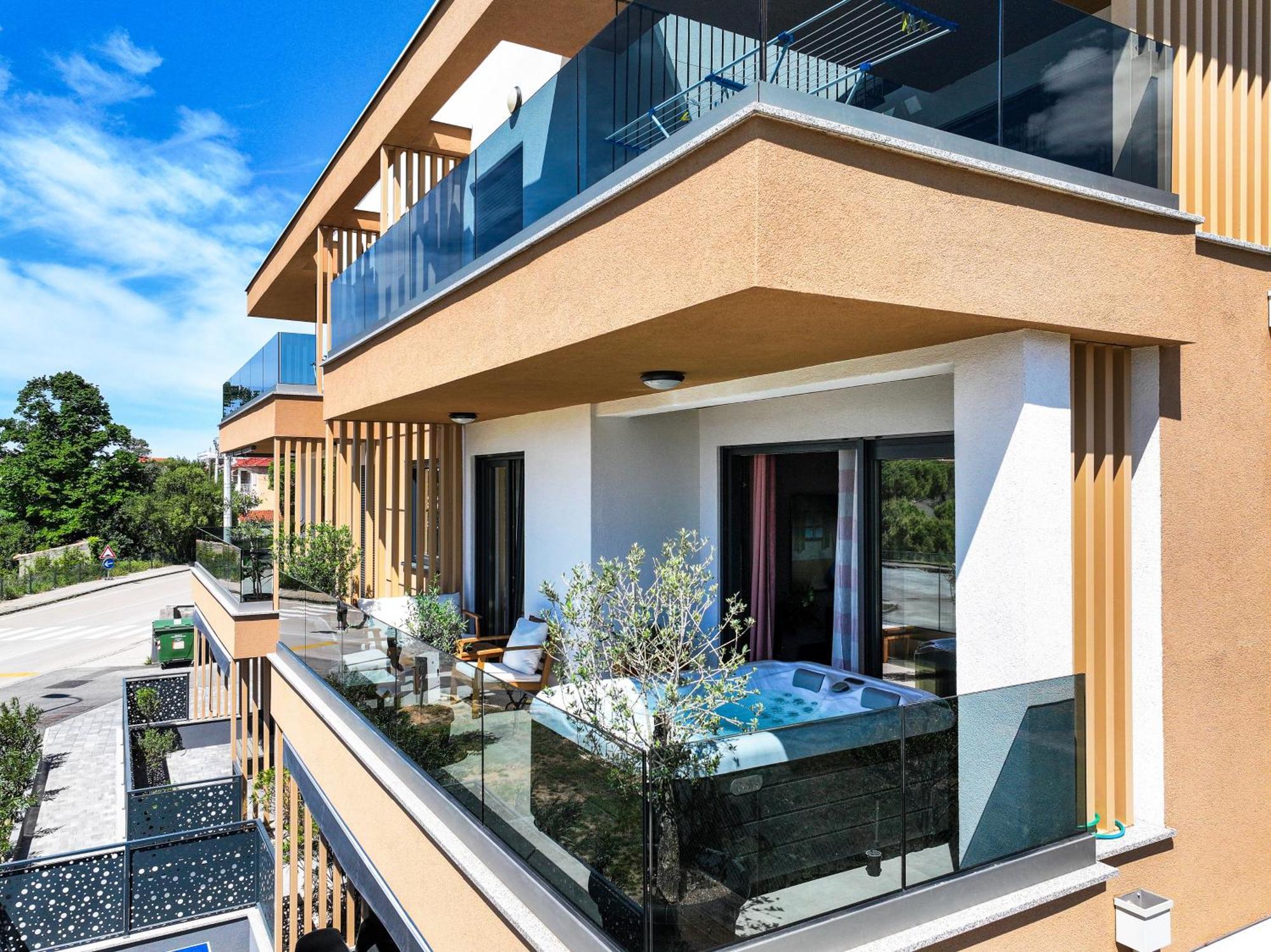 Luma Luxury Apartment With Jacuzzi Zadar Exteriör bild