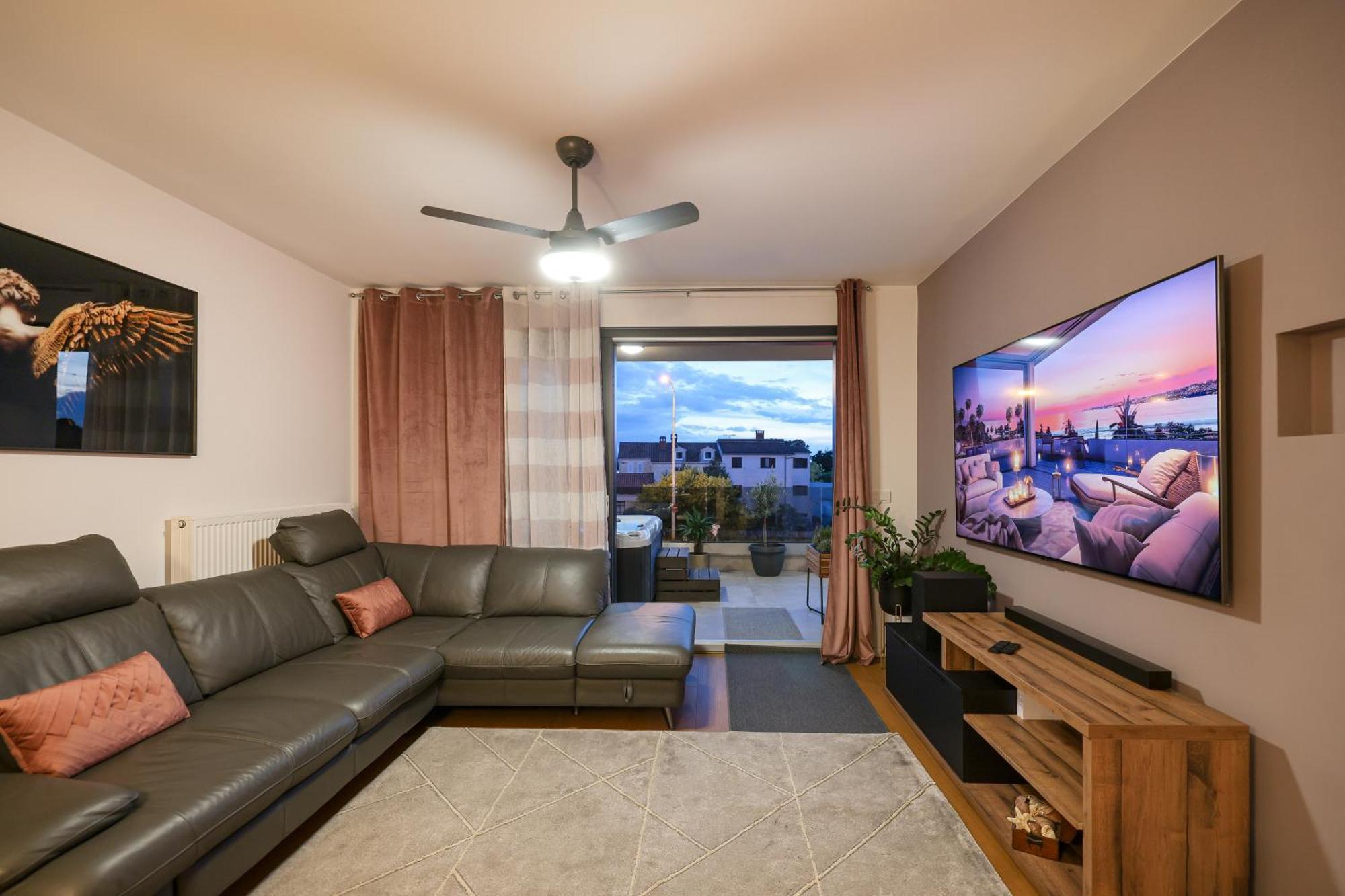 Luma Luxury Apartment With Jacuzzi Zadar Exteriör bild