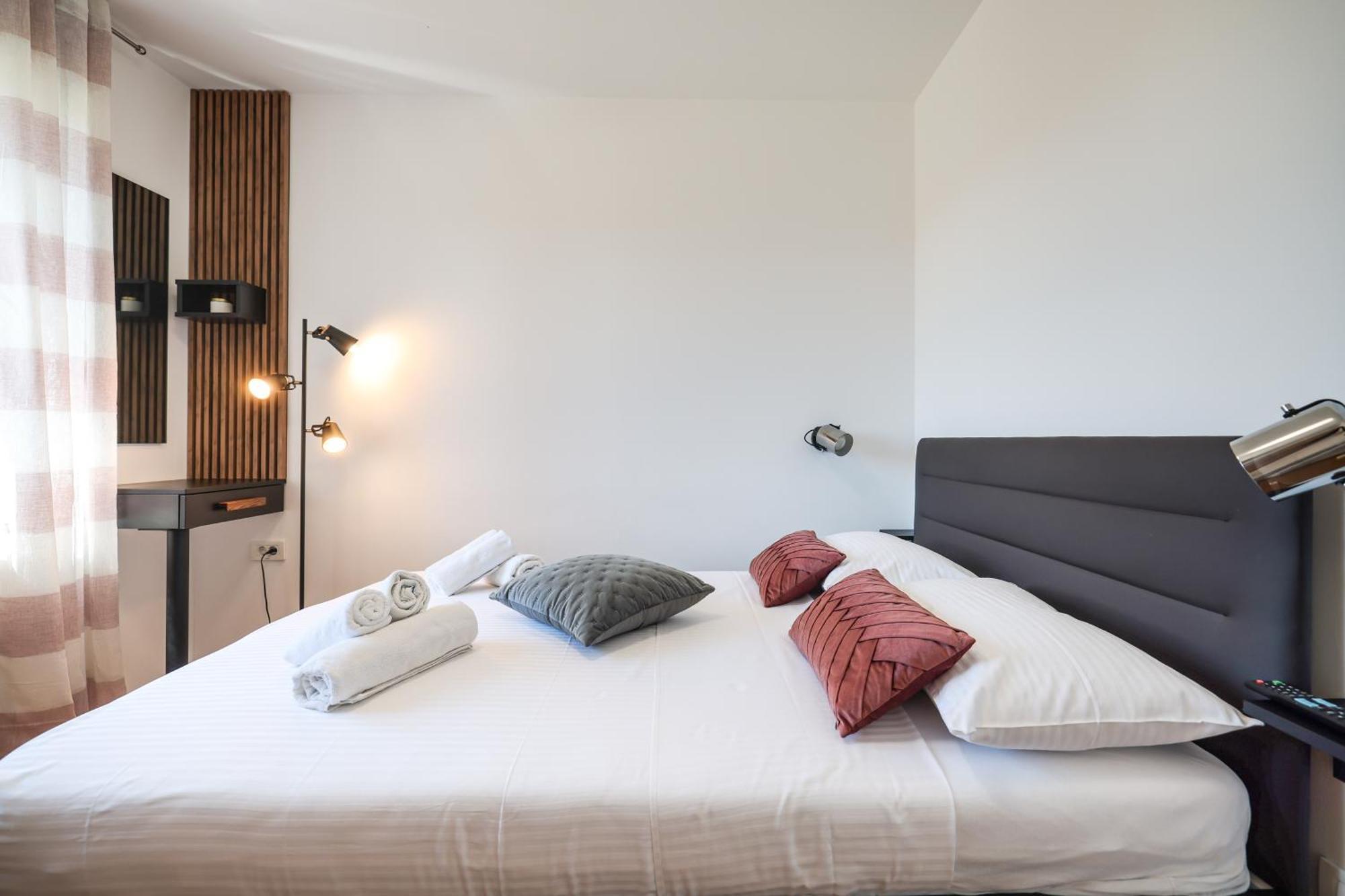 Luma Luxury Apartment With Jacuzzi Zadar Exteriör bild